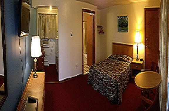 Chateau Motor Lodge Grand Island Exteriör bild